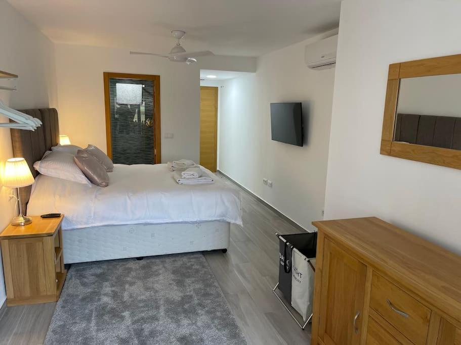 Mar Menor Golf Resort, Luxury Sleeps 6, Lake Views Murcia Exterior photo